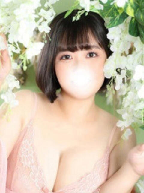 みや エンジェルマスカット（巨乳ぽっちゃりデリヘル）