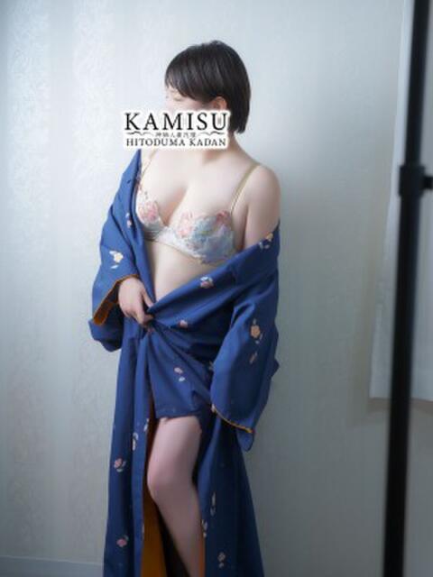 ふゆか モアグループ神栖人妻花壇（人妻系デリヘル）