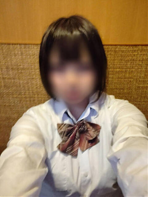 ひまり 西川口ビデオdeはんど（店舗型ビデオBOX風手コキ店）