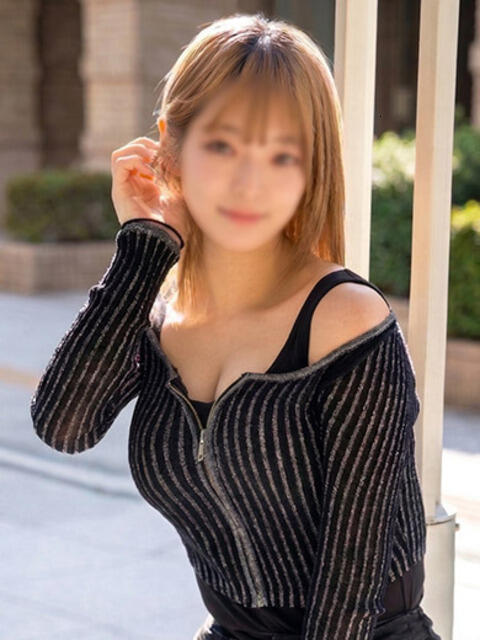 黒澤ひより 渋谷ミルク（派遣型オナクラ(手コキ)）