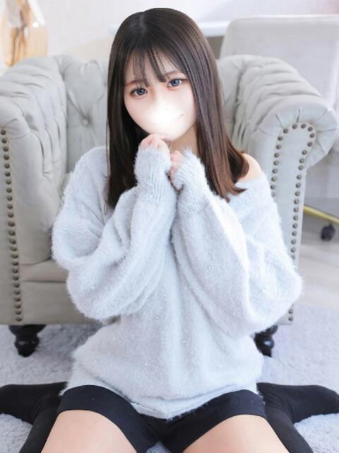 るな★童顔F乳ロリカワ美少女★ Chloe五反田本店　S級素人清楚系デリヘル（デリヘル）