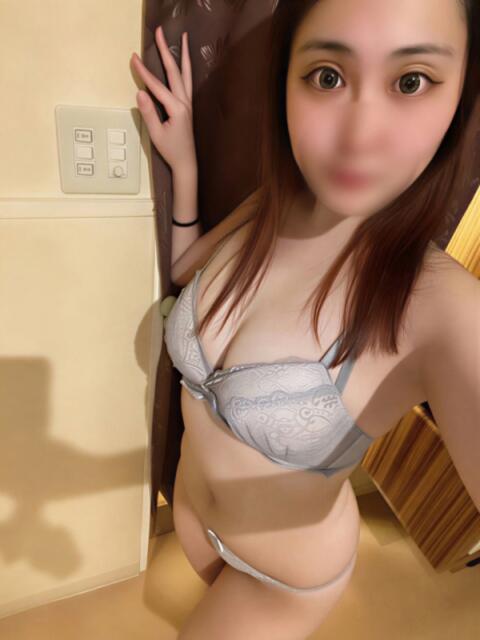 ゆりあ奥様 デザイア日本橋（人妻系ホテヘル＆デリヘル）