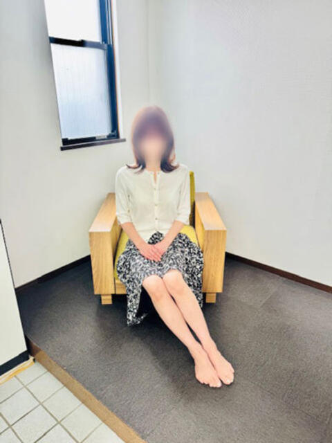 由佳子（ゆかこ） おもてなし婦人（人妻系デリヘル）