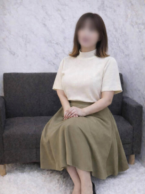 ことみ 熟女家 梅田店（待ち合わせ型デリヘル）