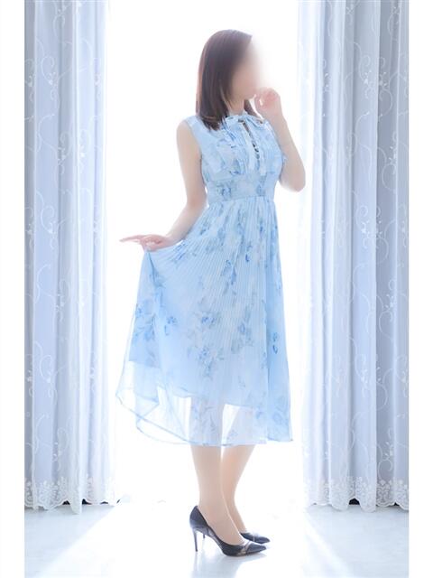 さゆき 奥鉄オクテツ大阪（駅待ち合わせ型人妻デリヘル）