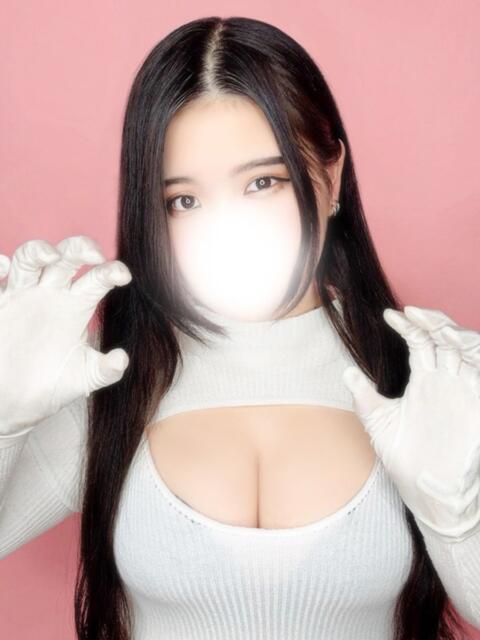 如月 BBW横浜店（巨乳・巨尻・痴女専門デリヘル）