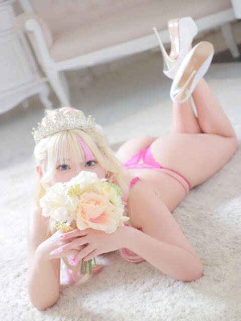 りな ノーブラで誘惑する奥さん谷九・日本橋（人妻待ち合わせ型デリヘル）