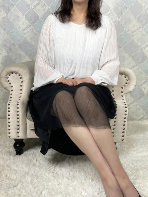 新田　こいろ エテルナ彦根（人妻系デリヘル）