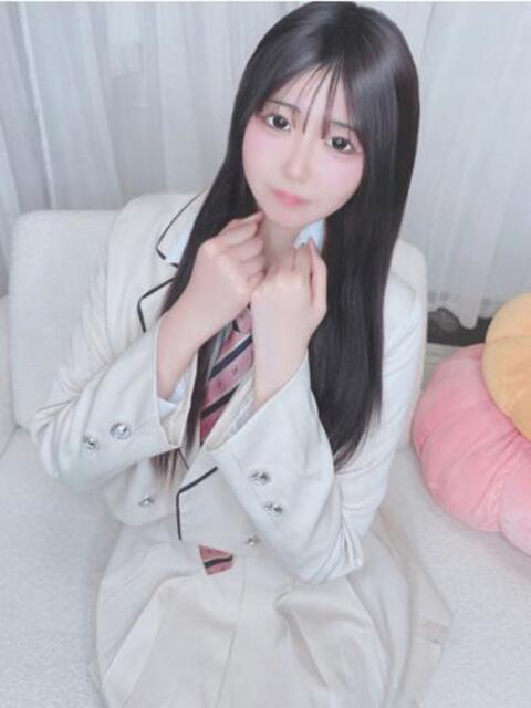 ろあ E+アイドルスクール品川店（デリヘル）