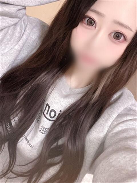 福田　るる ～地元厳選美女がお出迎え～私の部屋にキテネ！トレビの泉（ファッションヘルス）