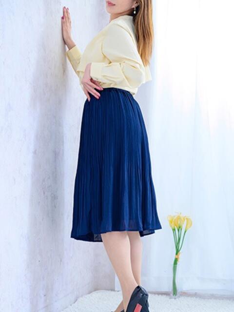 香(かおる) PLUS梅田店（熟女デリヘル）