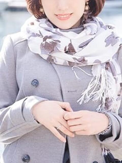 光子 エロい素人若妻のデリヘル（人妻系デリヘル）