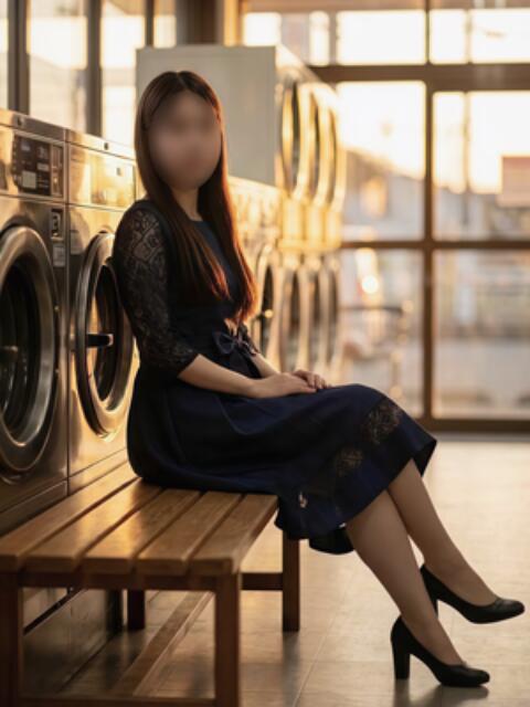 日和(ひより) エクレア神田-ECLAIR-天然貴姉乳舐手淫（派遣手コキ）