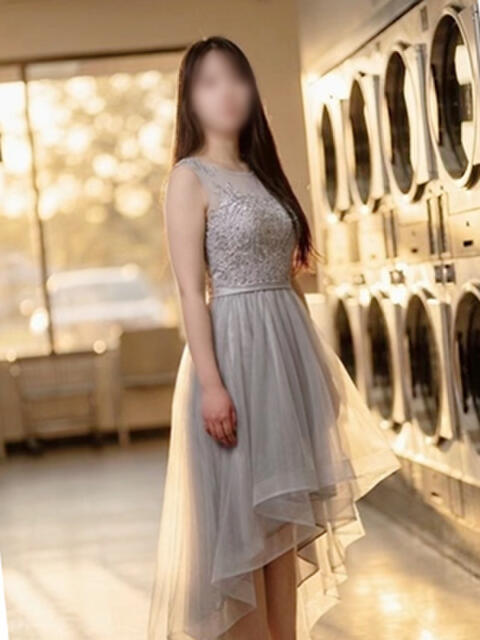 葵(あおい) エクレア神田-ECLAIR-天然貴姉乳舐手淫（派遣手コキ）