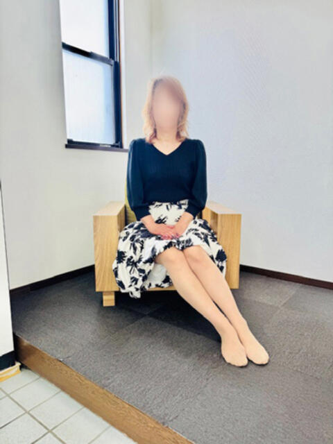 菊江(きくえ) おもてなし婦人(人妻系デリヘル)