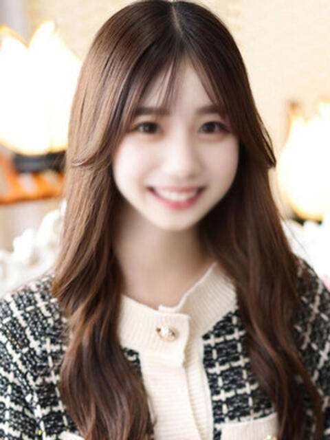 成宮はなか 断りきれない美人マッサージ嬢たち（デリヘル＆エステ）