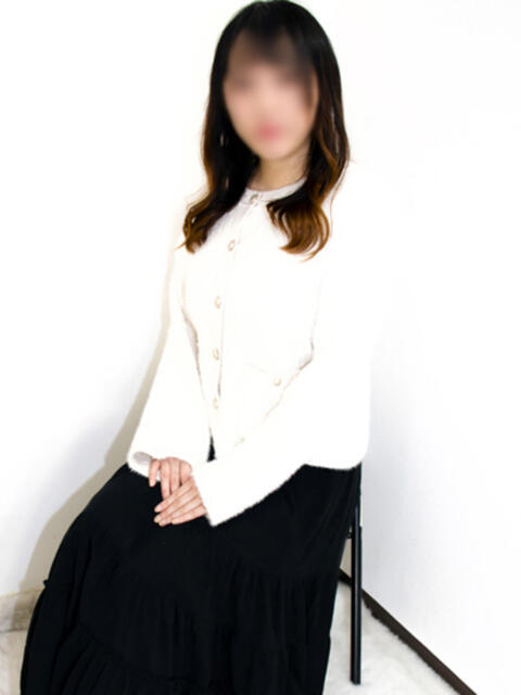 なぎさ 胡蝶蘭（人妻系ホテヘル）