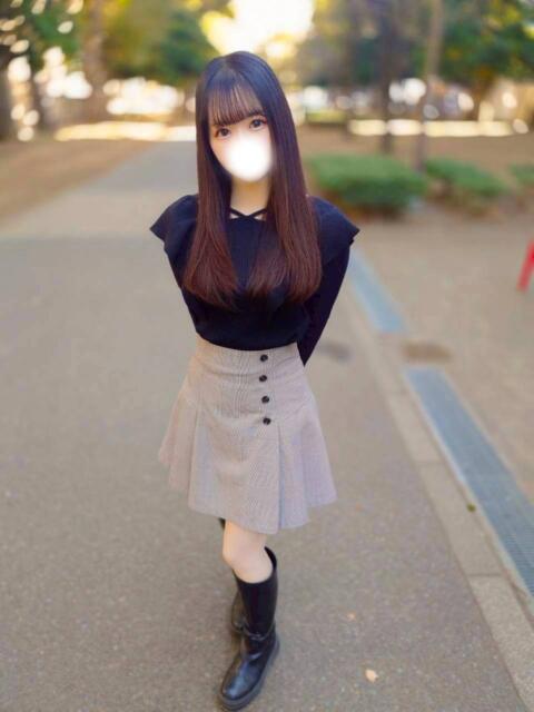 らん(男心を刺激する) おクンニ天国~Rising Group~(店舗型オナクラ(クンニ☓手コキ))