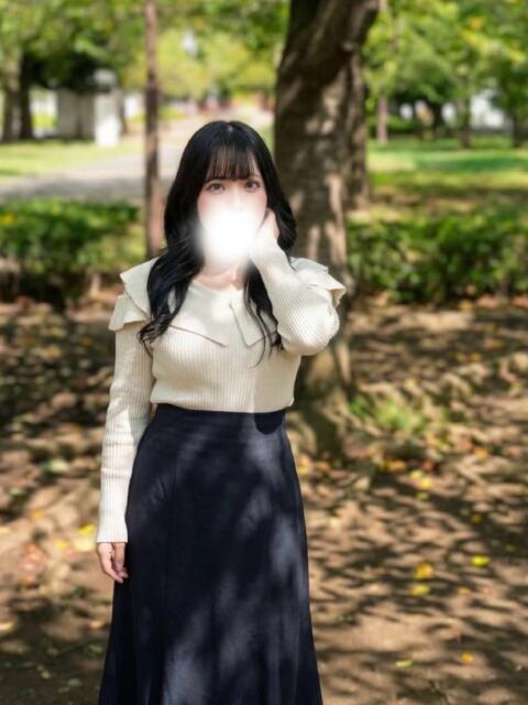 ゆう(優しさ溢れる美女) おクンニ天国~Rising Group~(店舗型オナクラ(クンニ☓手コキ))