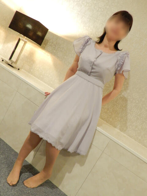 【体験入店】ひなこ ロダン（人妻熟女デリヘル）