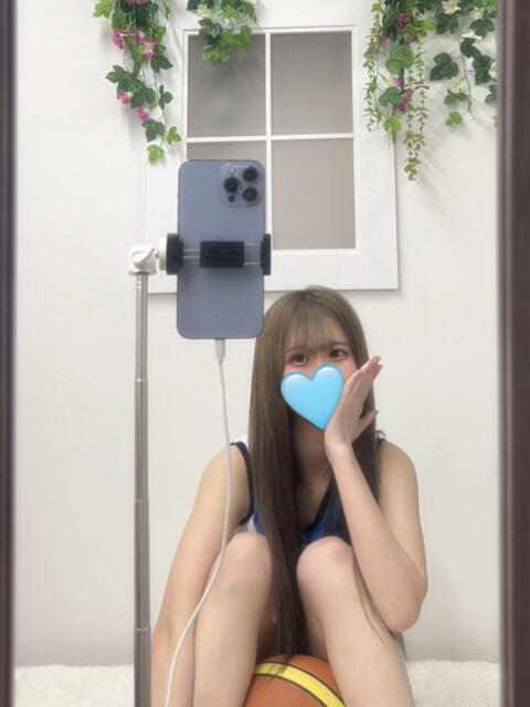 新人①番さん MOMO(モモ)(ソープランド)