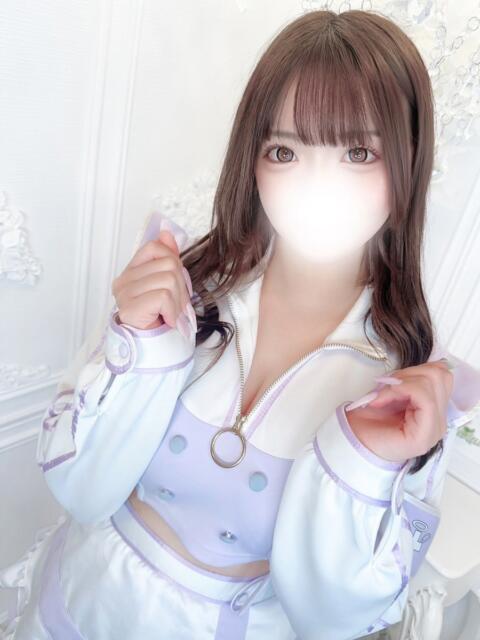 りず 新宿ハンドメイド（手コキ・オナクラ）