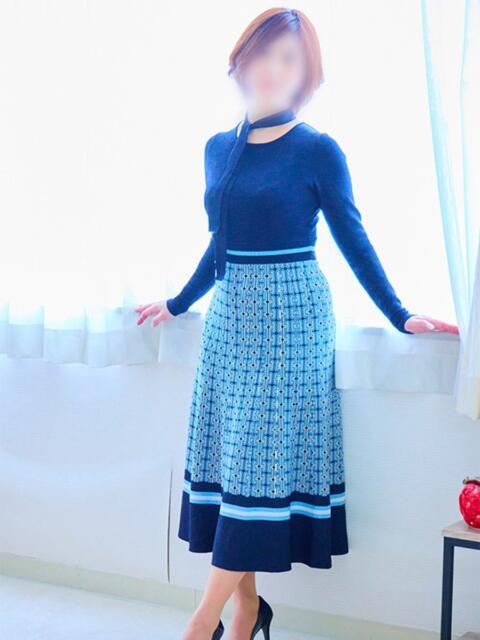 なおこ 梅田アバンチュール（人妻ホテヘル）