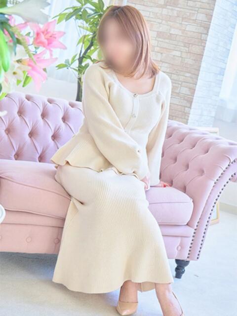 あさみ 梅田アバンチュール（人妻ホテヘル）