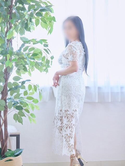 あかね 梅田アバンチュール（人妻ホテヘル）