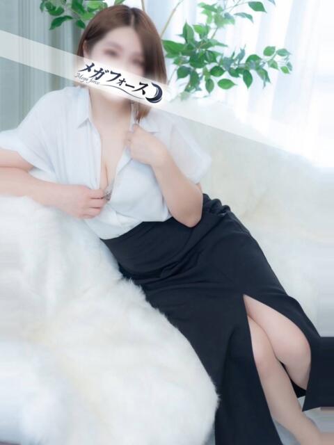 吉岡 メガフォース（人妻系デリヘル）