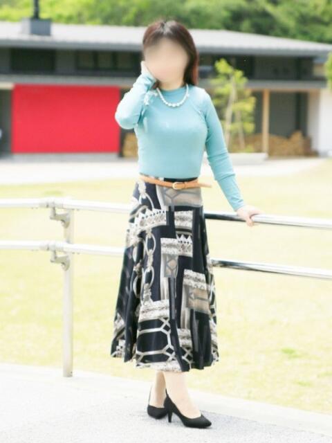 小芝奈津美 こあくまな熟女たち岩国店(KOAKUMAグループ)（人妻・熟女デリヘル）