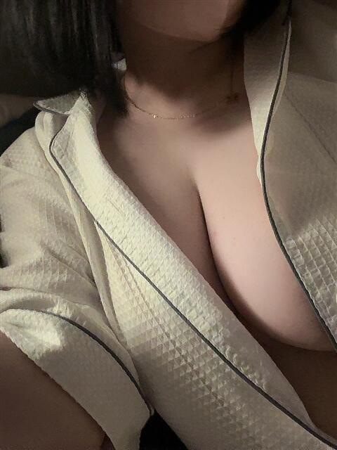 ゆな フーターズエンジェル（ソープランド）