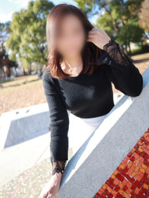 あや 即トク奥さん（人妻系デリヘル）