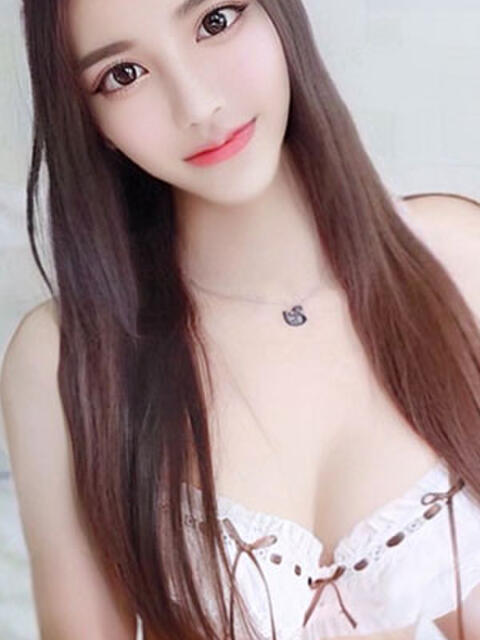 ゆか 巨乳CLUBミルク（アジアンデリヘル）