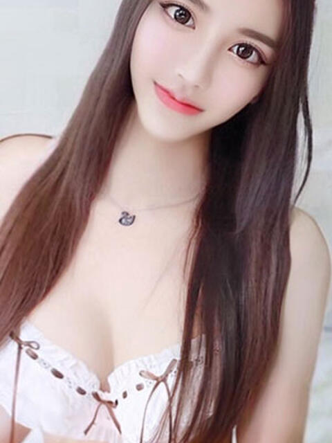 ゆか 激安デリヘルめちゃE（アジアンデリヘル）