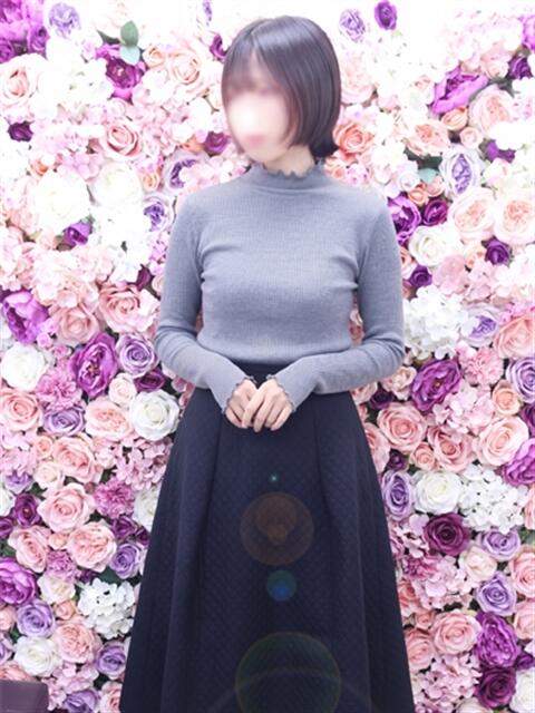 西田るい 松戸人妻花壇（人妻デリヘル）