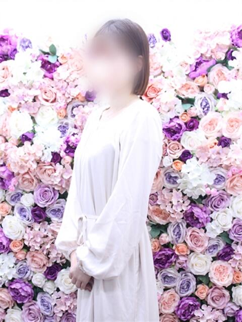 安田ちなつ 松戸人妻花壇（人妻デリヘル）