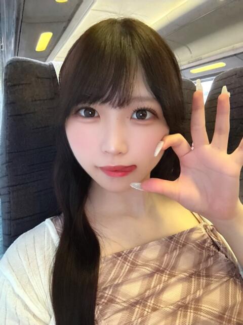 あいみ 舐めたくてグループ～君とサプライズ学園～越谷校（デリヘル）