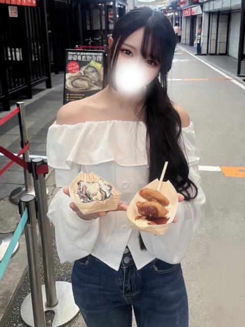 うい 舐めたくてグループ～君とサプライズ学園～越谷校（デリヘル）