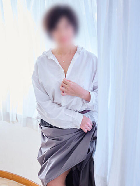 ももえ 奥様の実話 谷九店（人妻ホテヘル）