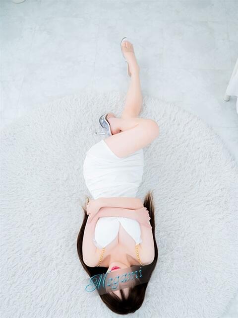 あき ～優しい若妻倶楽部～Mrs.女神（人妻デリヘル）