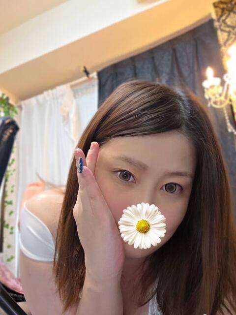 すみれ 引っ越しババァ（格安＆人妻熟女デリヘル）