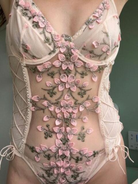 すずらん モアグループ神栖人妻花壇（人妻系デリヘル）