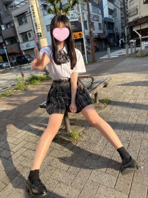 ひかり『超ピュア！清楚で真面目で可愛いのにピュア。ガチハマり間違いなしな美少女』 錦糸町派遣型JKリフレガチあい（派遣リフレ）