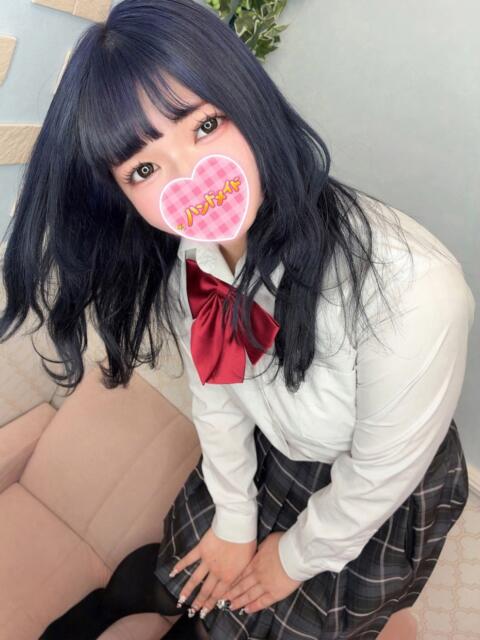 ろん 神田ハンドメイド（美少女手コキ専門店）