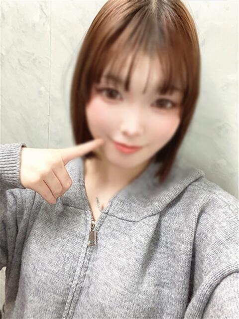 らん 渋谷くいーんず（素人専門ホテヘル＆デリヘル）