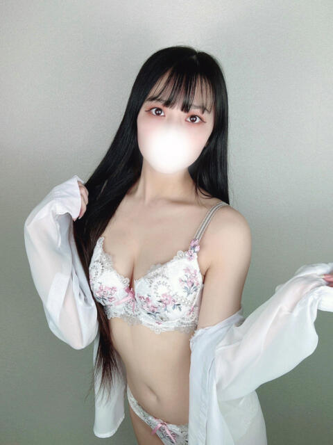 ゆり 山梨　風俗　デリヘル　 『ラブ＆ピース学園』（デリヘル）