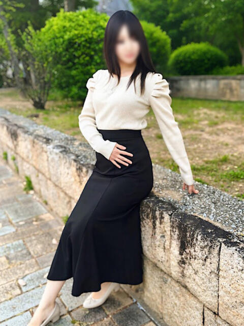 谷口-たにぐち- ただ離婚してないだけ（人妻デリヘル）