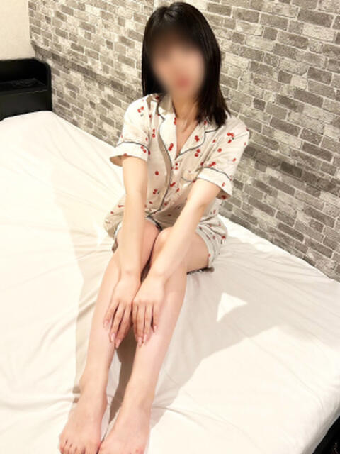 さくら 池袋添い寝女子（派遣型オナクラ＆手コキ）