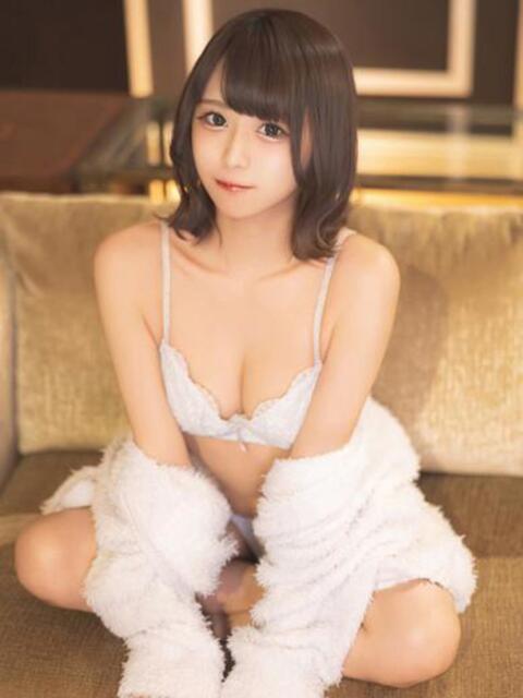 内燈めあ ウルトラプラチナム（デリヘル）